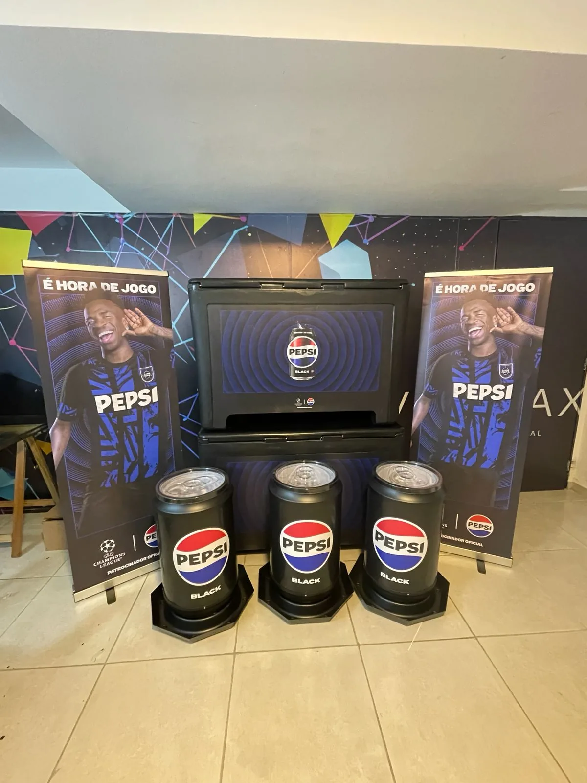 Stand para evento — sinalização completa para feiras